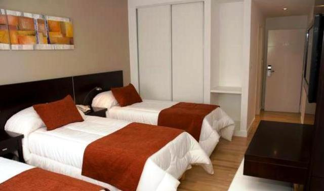 Agua Dulce Hotel Tandil Phòng bức ảnh