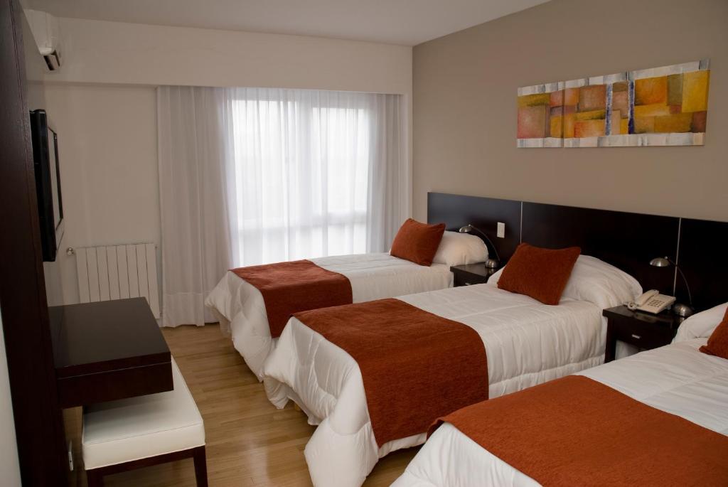 Agua Dulce Hotel Tandil Ngoại thất bức ảnh